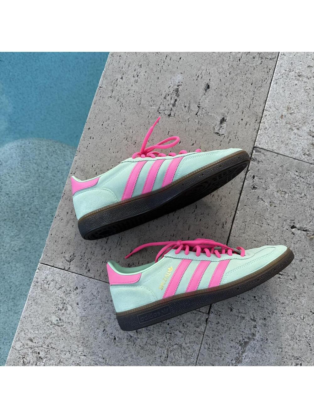 Adidas Spezial Suede Sneakers in Mint Green and Pink, Size 9 US - Picture 5 of 9